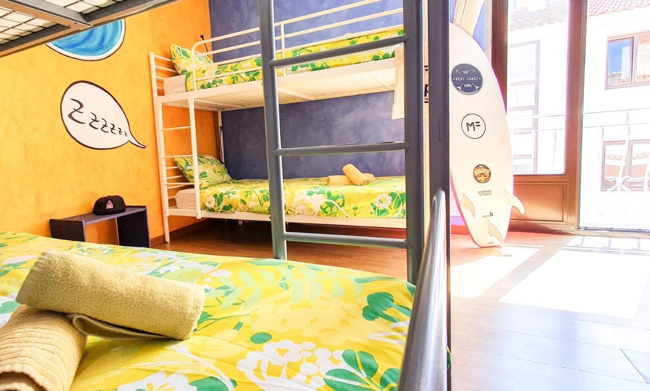 Хостел Ericeira Surf Camp Экстерьер фото
