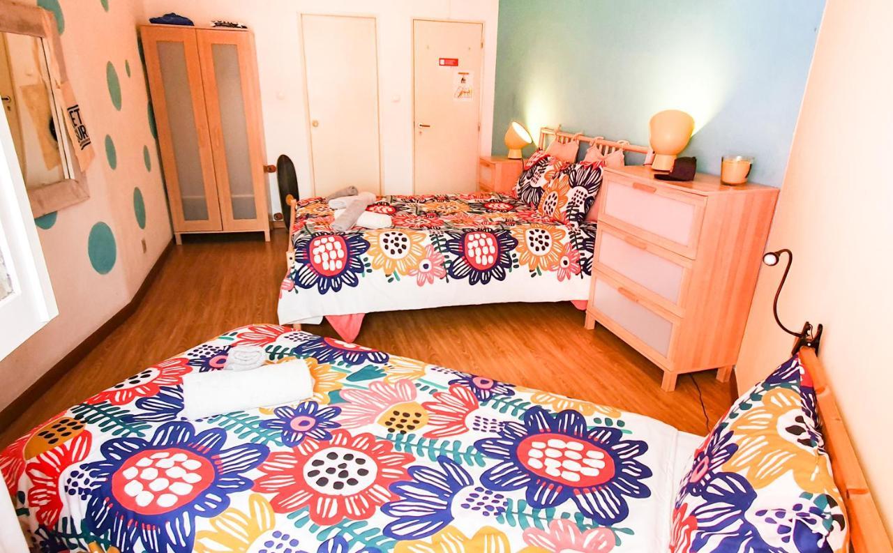 Хостел Ericeira Surf Camp Экстерьер фото