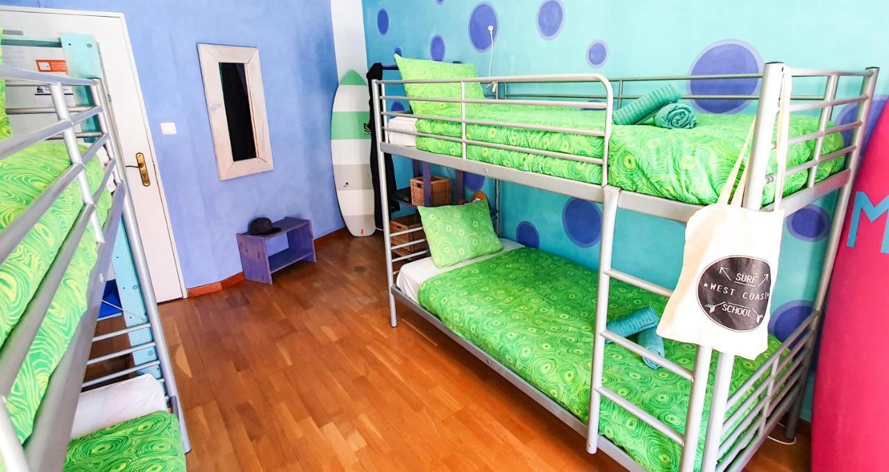 Хостел Ericeira Surf Camp Экстерьер фото